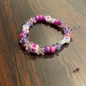 Beaded bracelet- many choices for colors!